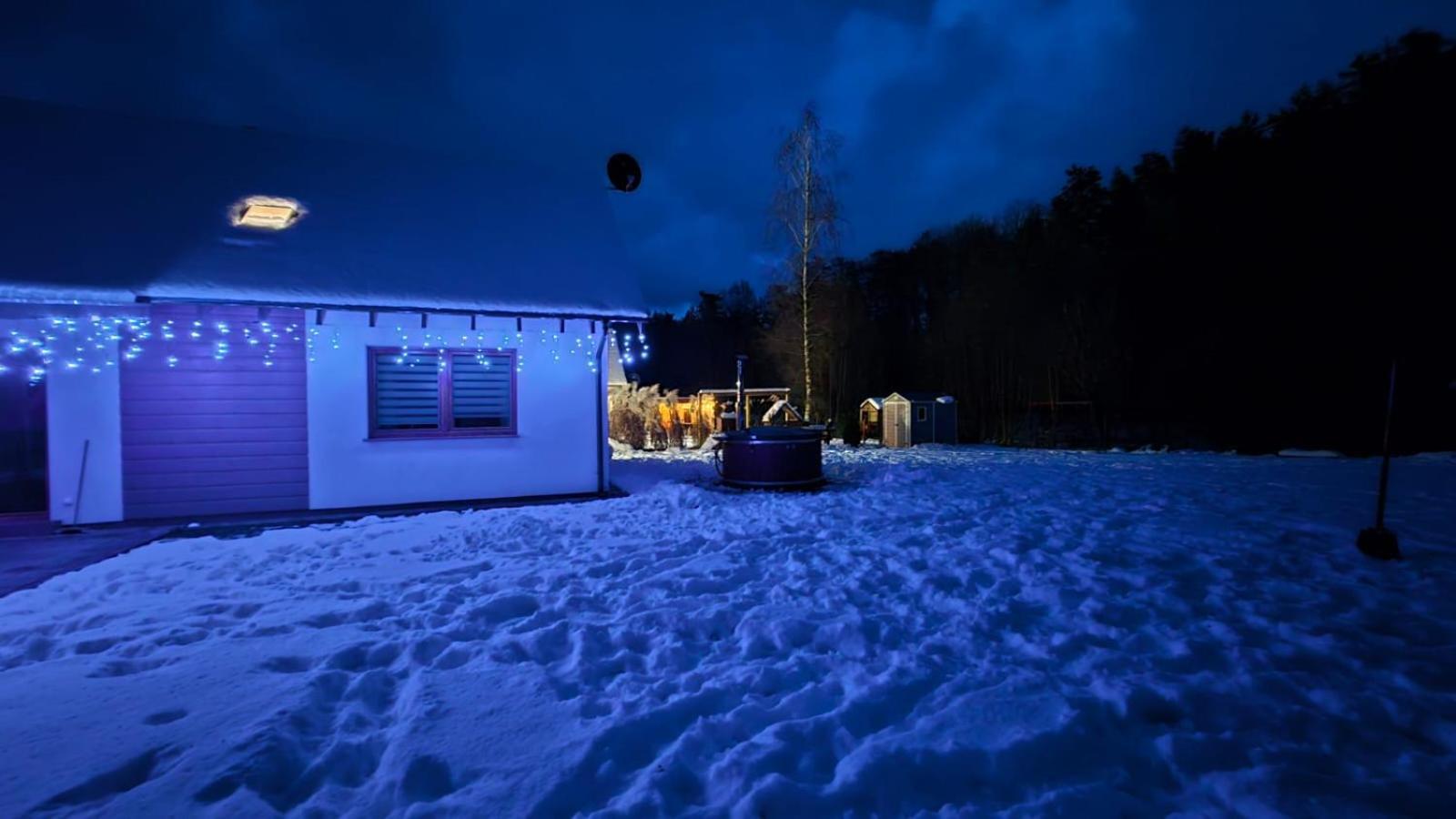 Domek Lipowy Balia-Jacuzzi Sasino Exterior photo